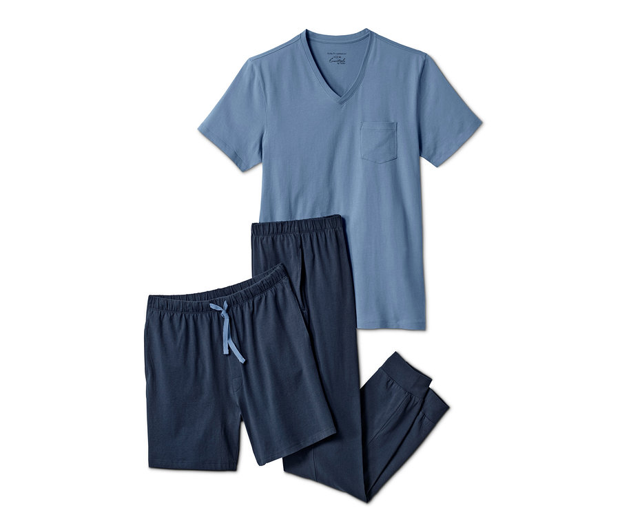 Blaues Pyjama-Set mit Kurzarm, Shorts und langer Hose.