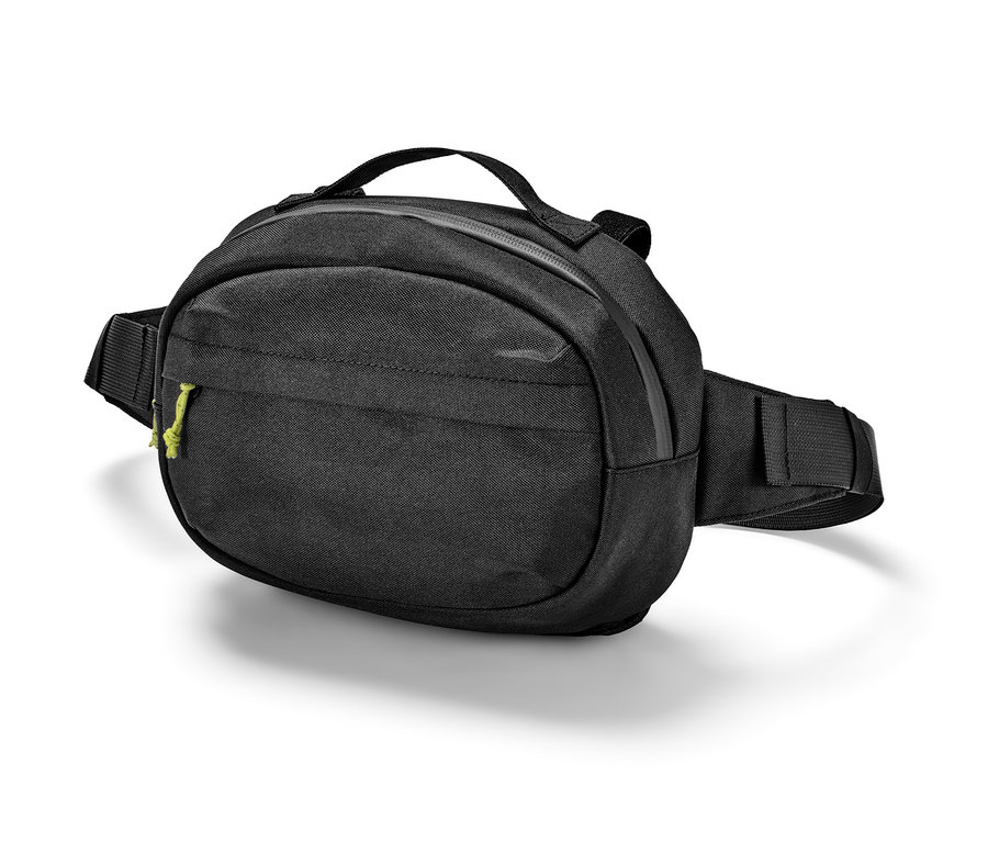 Schwarze 2-in-1-Lenkertasche.