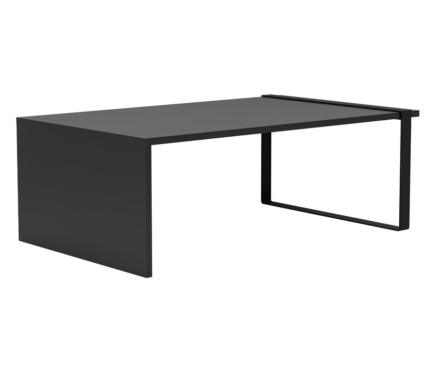 Schwarzer Couchtisch mit rechteckiger Tischplatte und einem Bein in Blockform und einem Bein in Rahmenform.