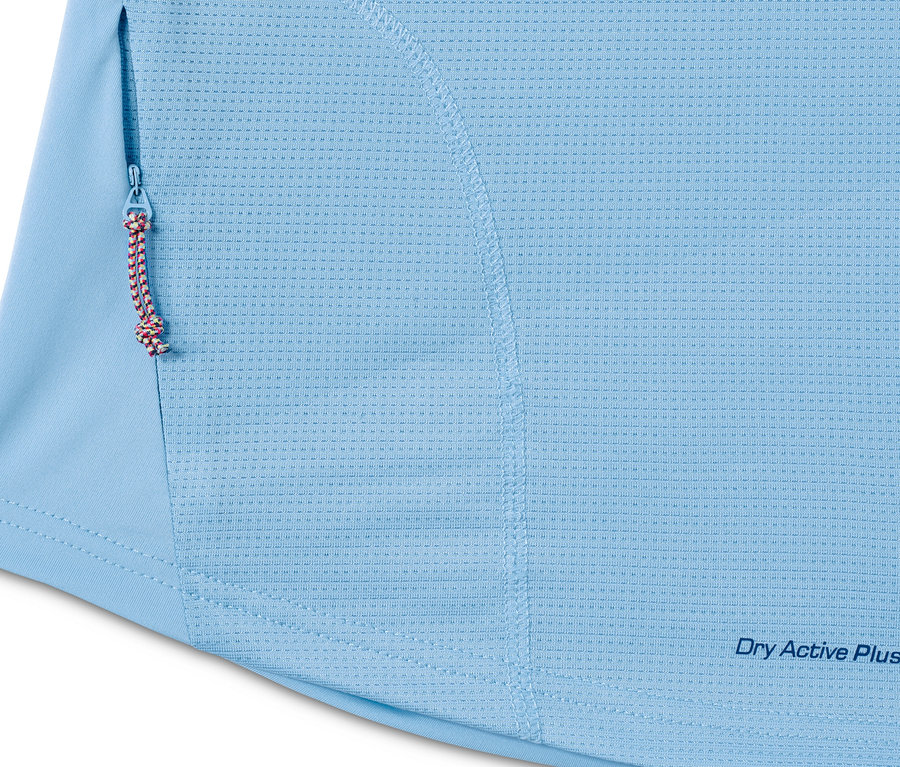 Detailaufnahme eines Sportshirts.