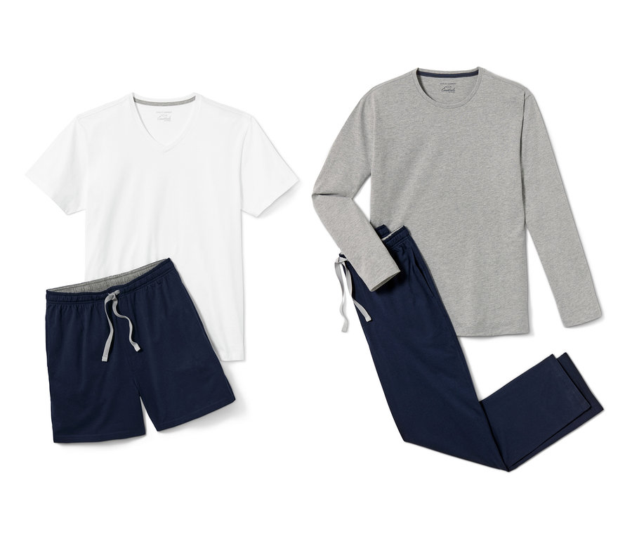4-teiliges Pyjama-Set: Weißes T-Shirt, blaue Shorts, graues Langarmshirt und blaue lange Hose.
