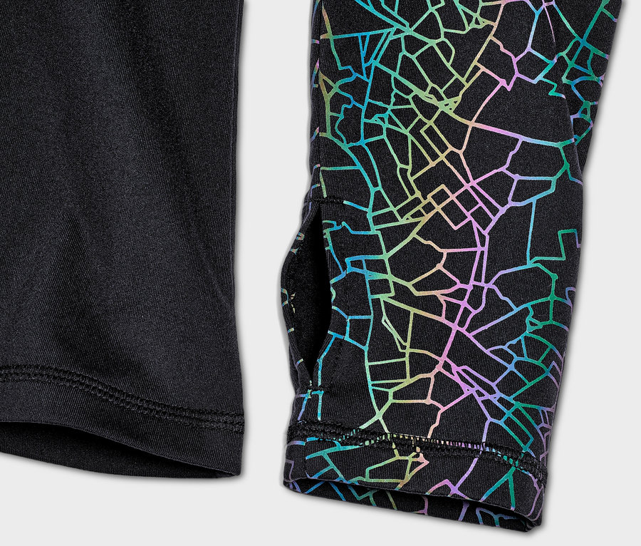 Detailaufnahme von einem Thermo-Funktionsshirt.