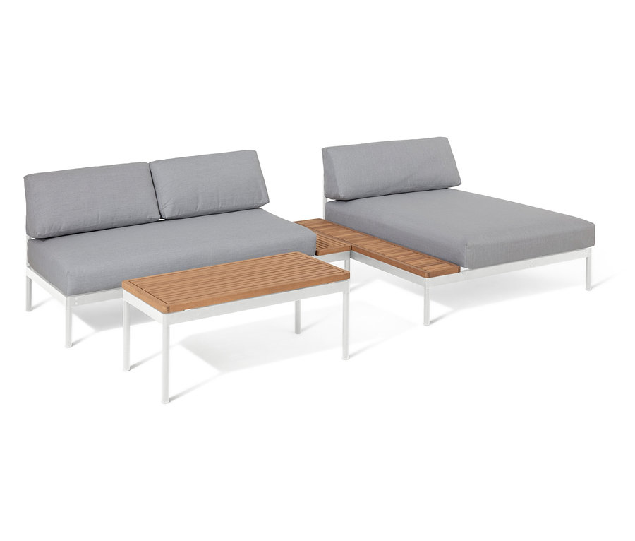 Eine Premium Lounge-Ecke »Liska« mit höhenverstellbarem Couchtisch auf weißem Hintergrund.