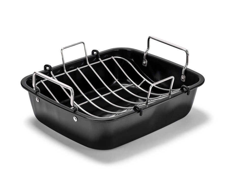 Schwarzer XL-Edelstahl-Bräter mit Rost.