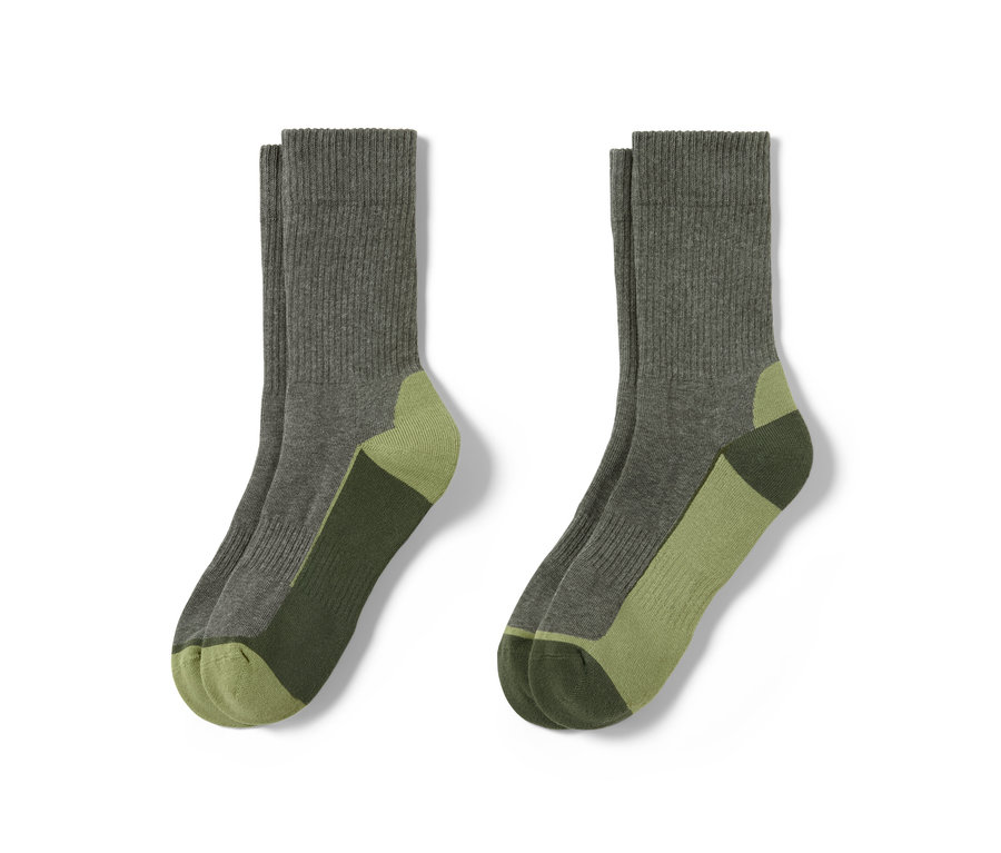 Zwei Paar graugrüne Outdoor-und-Gartensocken.
