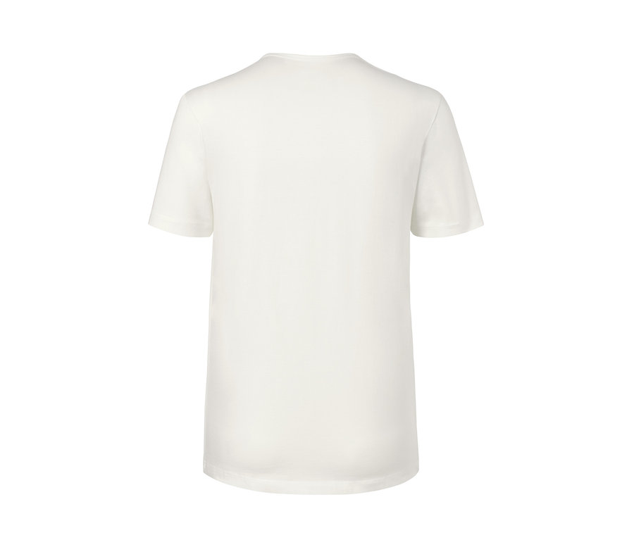 Ein einzelnes, weißes Halbarm-Unterhemd aus Jersey. Es handelt sich um eines von zwei Jersey-Halbarm-Unterhemden.