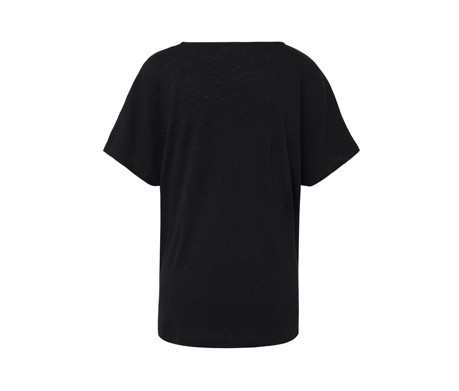 Detailansicht eines schwarzen Shirt aus Leinenmix.