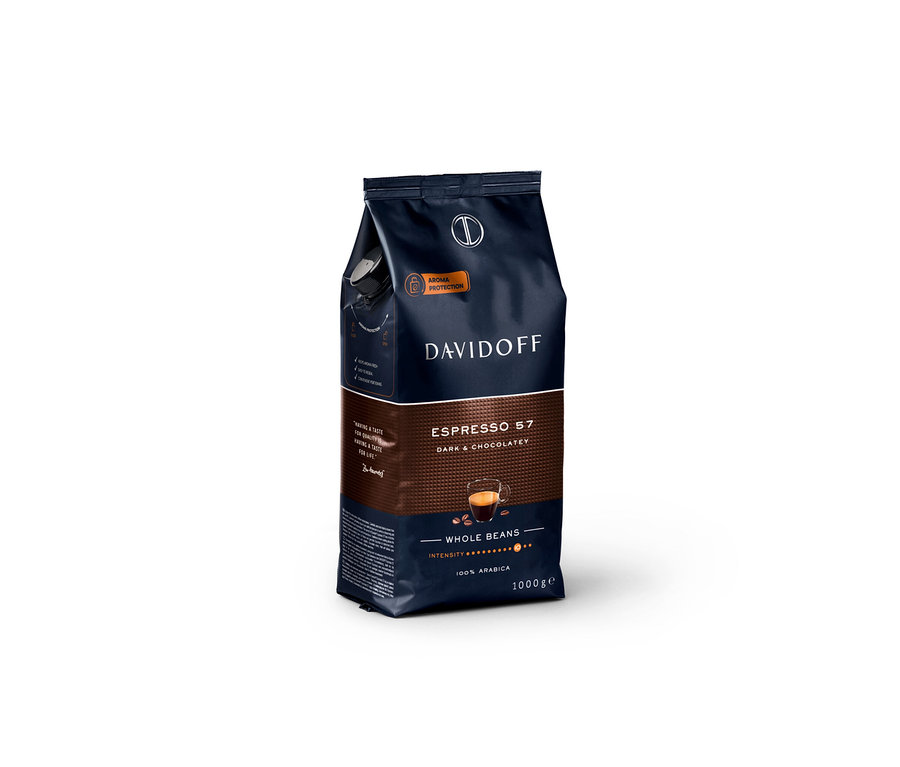 Eine Packung Davidoff Café Espresso 57 ganze Bohne.