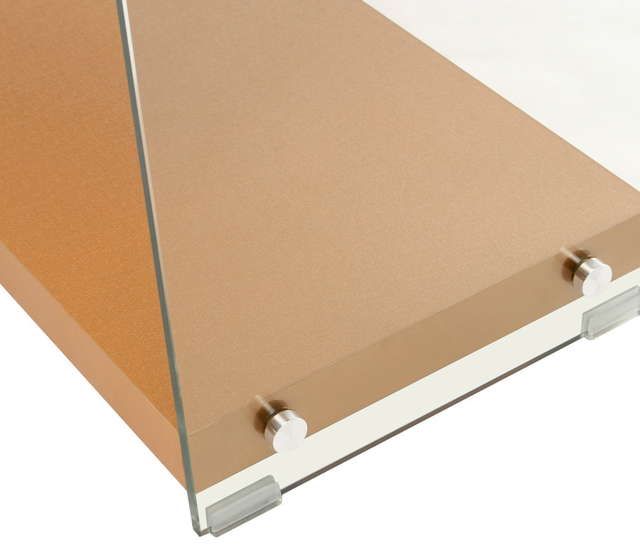 Detailaufnahme eines goldfarbenen Kayoom Standregals "Elementary 225" mit Glasseiten.