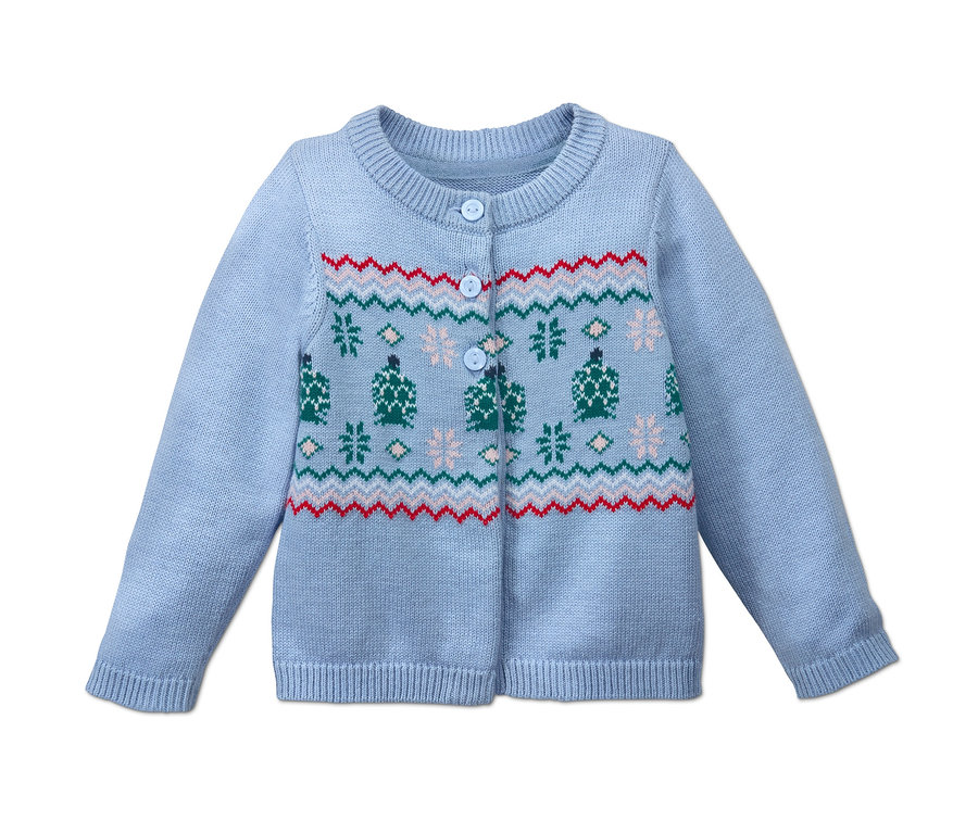 Hellblaue Strickjacke mit Weihnachtsmuster.