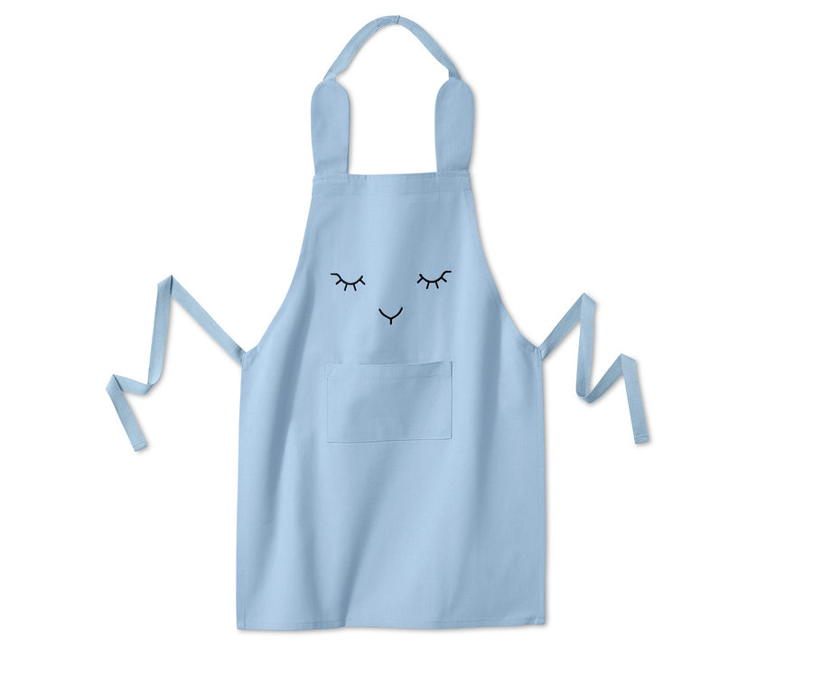 Helleblaue Kinder-Küchenschürze mit Gesichtsmotiv und Ohren.