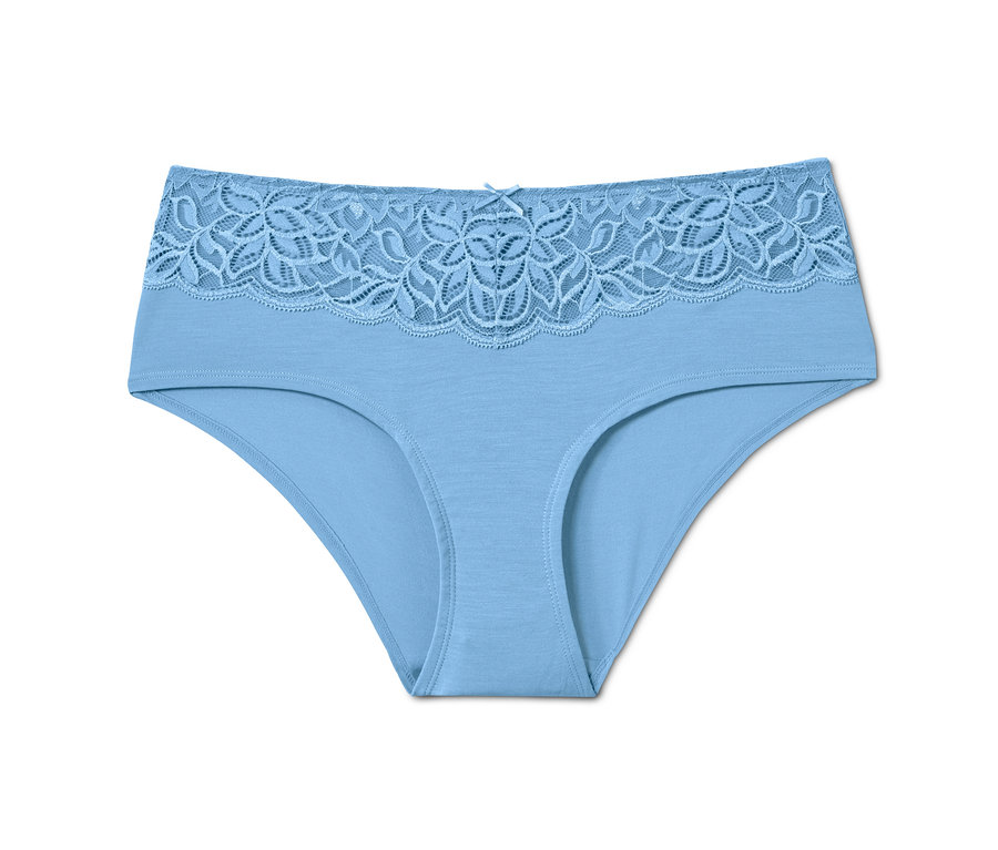Hellblaue Panty mit Spitze.