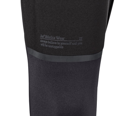 Detail einer Premium-Hybrid-Lauftight.