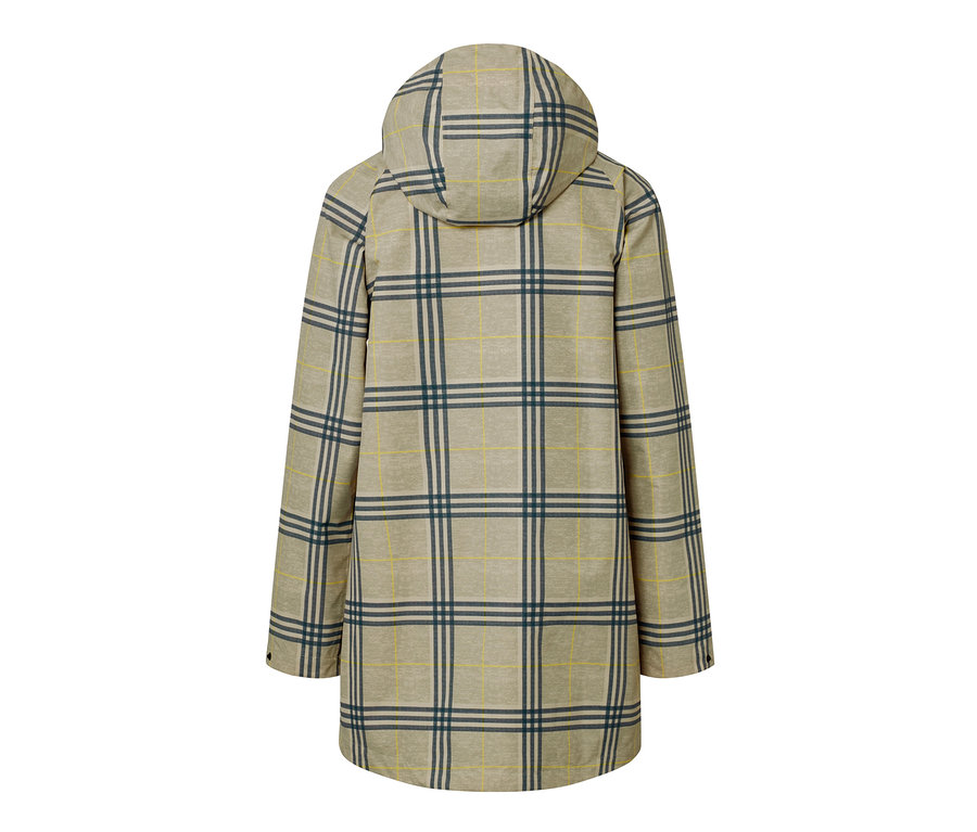 Rückansicht einer karierten Regenjacke.
