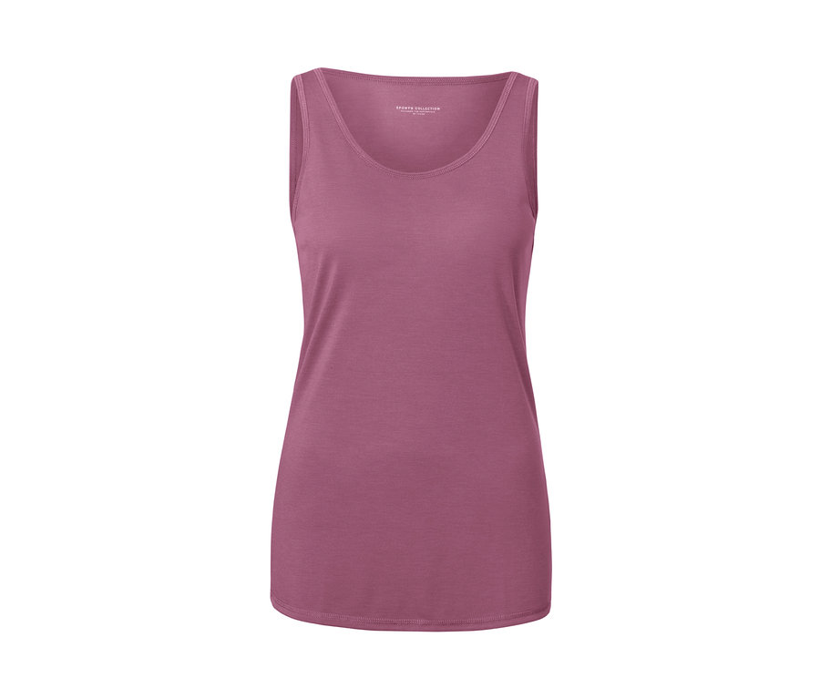 Pflaumfarbenes 2-in-1-Sportshirt.