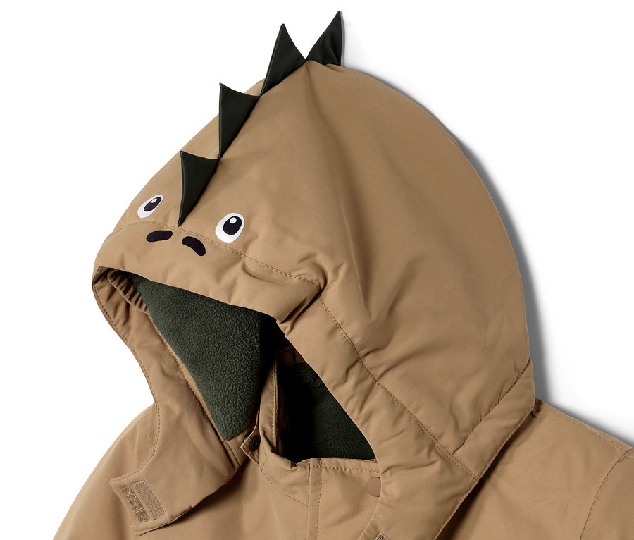 Detailansicht eines Kinder-Schneeanzugs mit Kapuze im Dinosaurier-Design.