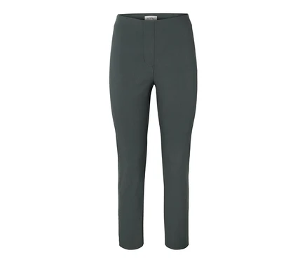 Dunkelgrüne Stretchhose.