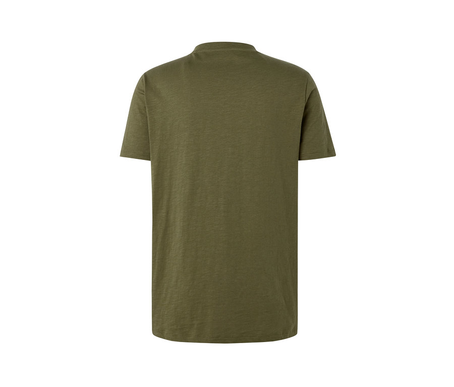 Khakifarbenes Kurzarm-Henley von hinten.
