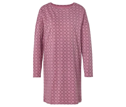 Ein rosafarbenes, langärmeliges Kleid mit einem schwarzen geometrischen Muster ist zu sehen.