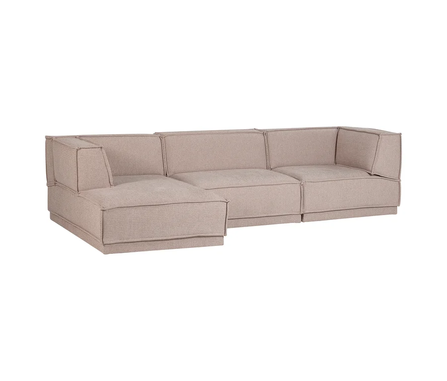 L-förmiges Modulsofa in hellem Beigeton mit strukturierter Stoffoberfläche, linksseitiger Chaiselongue und modernem, blockigem Design.