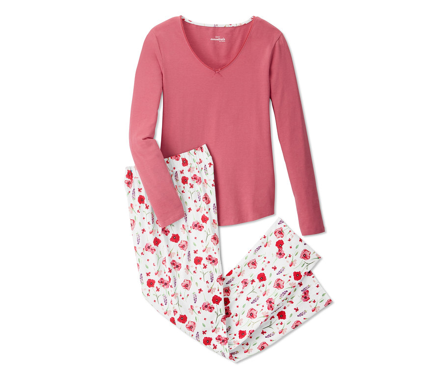 Ein rosafarbener Pyjama mit langärmligem Oberteil und einer weissen Hose mit roten und lila Blumen.
