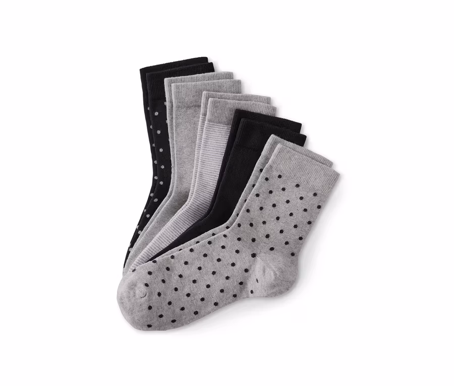 Ein 5er-Pack Damen-Socken in Schwarz- und Grautönen.