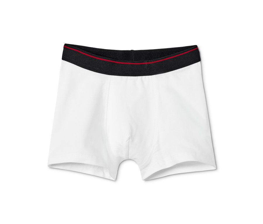 Weiße Jungen-Slipboxer aus einem 7er-Pack Jungen-Slipboxer, schwarz-weiß.