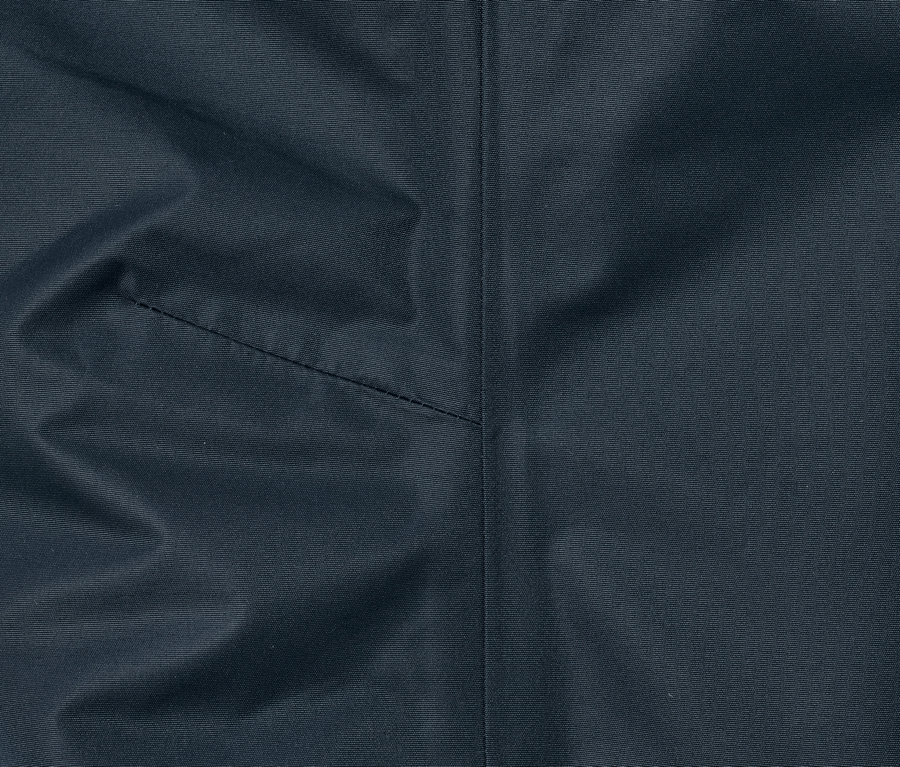 Detailaufnahme einer Regenhose.