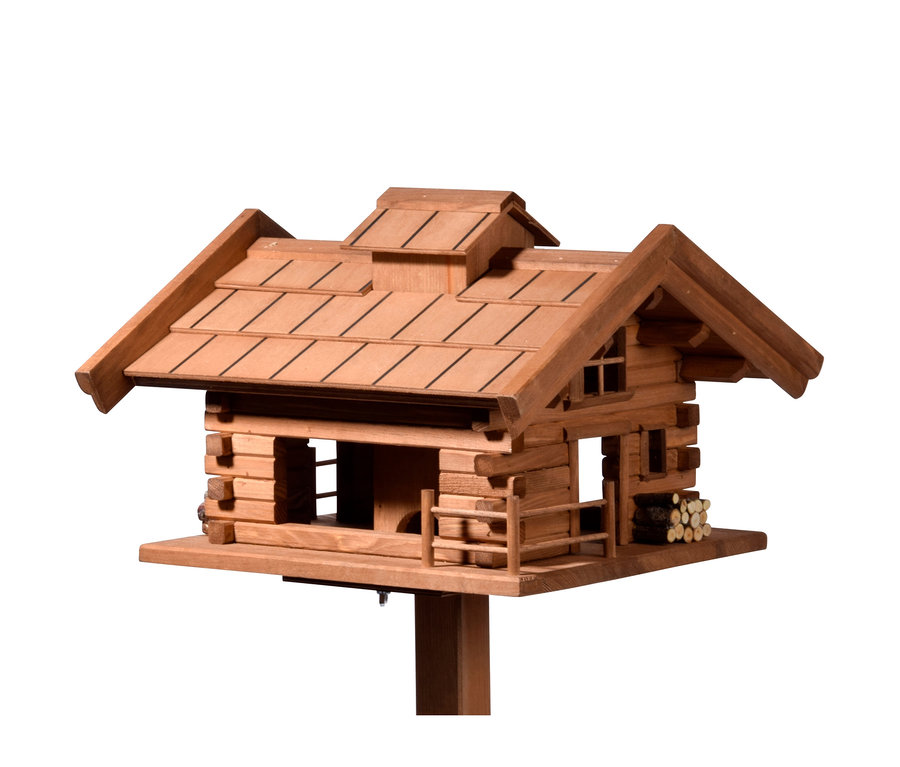 Detailaufnahme des »Tirol«-Vogelfutterhauses aus Holz.