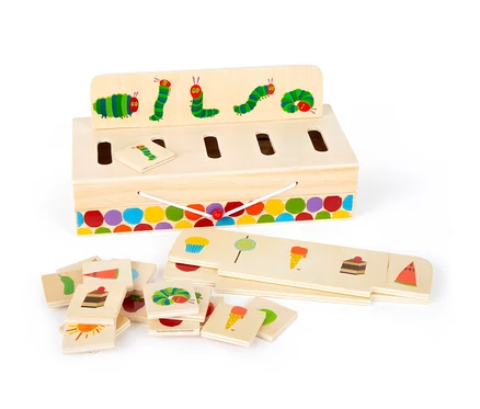 small foot Bildersortierbox »Raupe Nimmersatt« aus Holz mit Bildern von Raupen und Lebensmitteln.