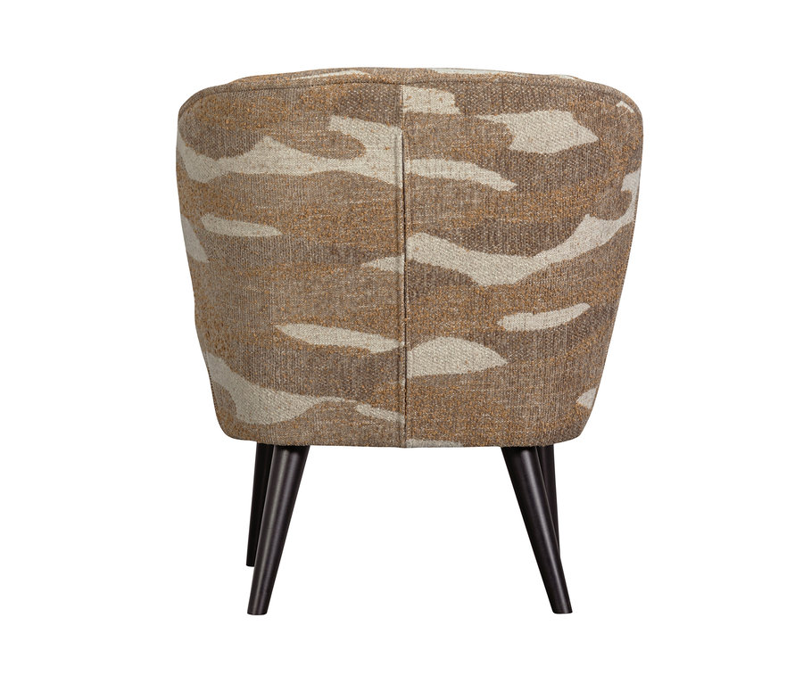Rückansicht des Woood Sessel "Sara" naturel melange mit braunen und beigen Mustern und dunkelbraunen Beinen.