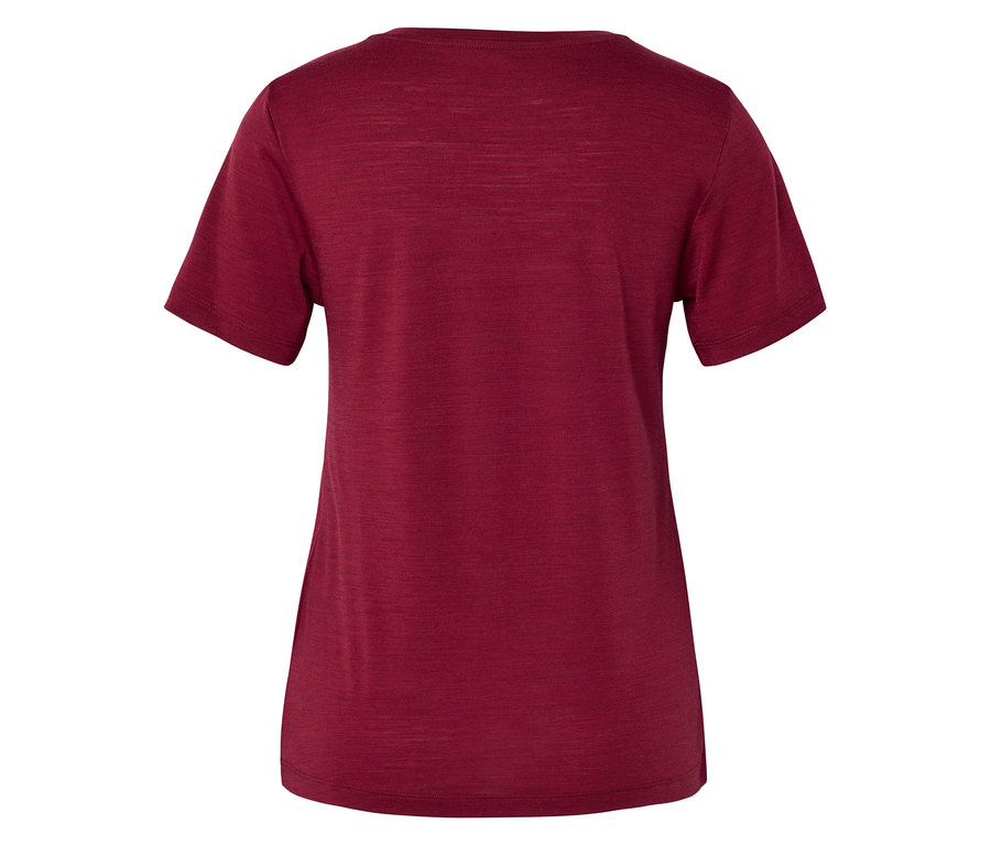 Rückansicht eines dunkelroten, kurzärmeligen V-Ausschnitt-T-Shirts aus strukturiertem Stoff.