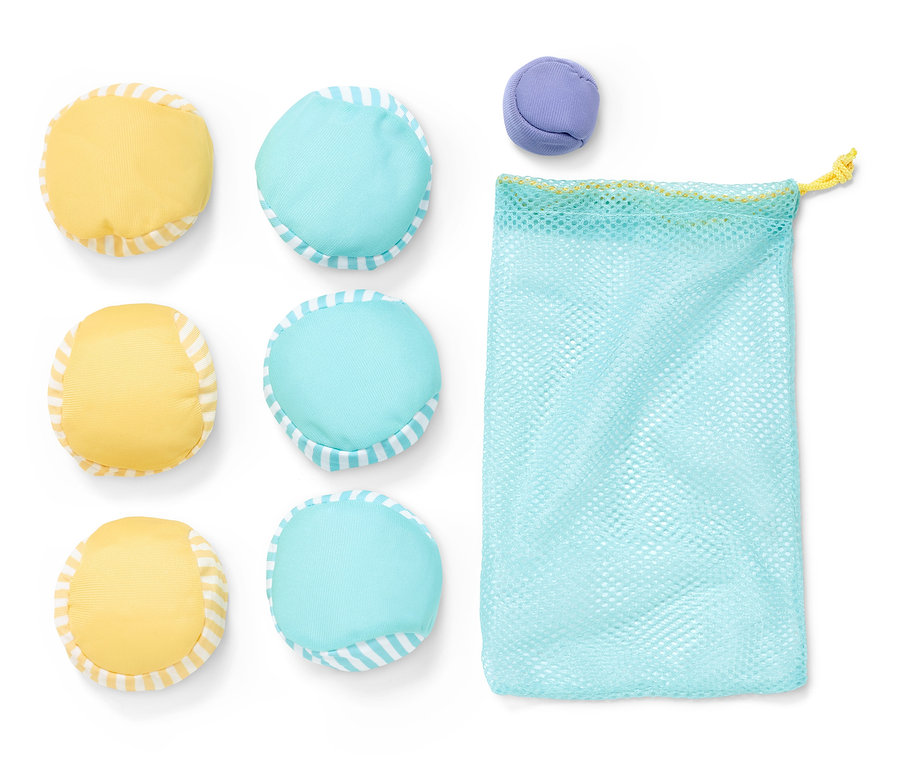 Soft-Boccia-Spiel mit drei gelben und drei blauen Bällen sowie einer blauen Netztasche.