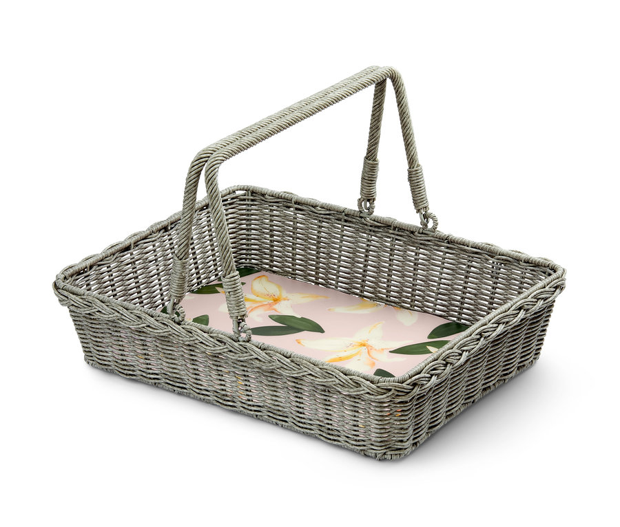 Graues Korbtablett mit Blumenmuster innen.