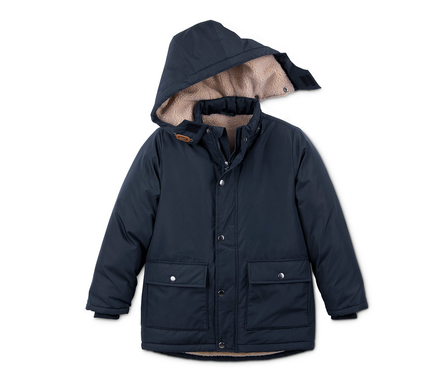Dunkelblaue Thermojacke mit Kapuze und Kunstfellfutter.