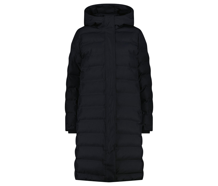 Ein schwarzer Daunenmantel mit Kapuze.
