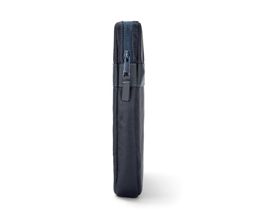 Eine blaue Laptoptasche mit Reißverschluss.