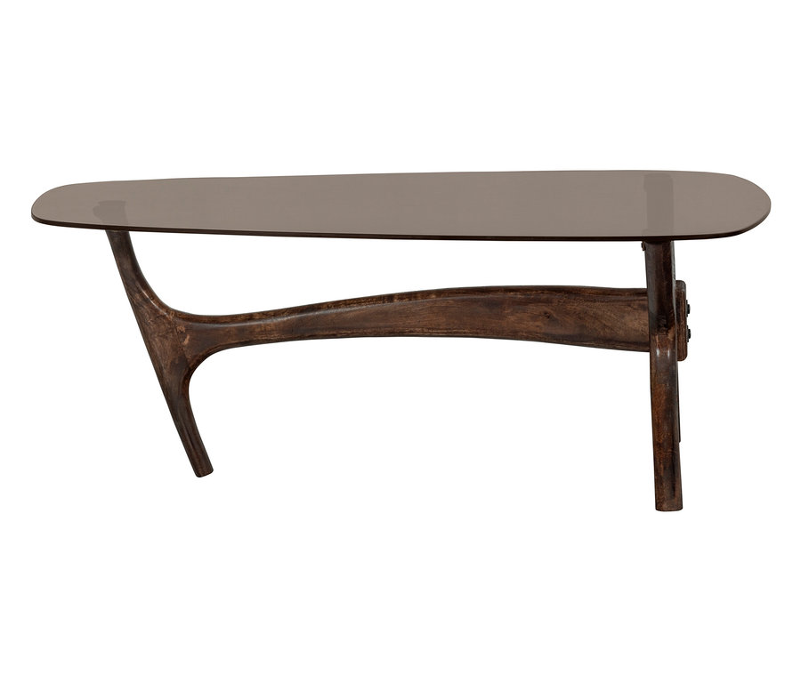 Detailansicht des BePureHome Couchtischs "Flash" in Walnussfarbe.