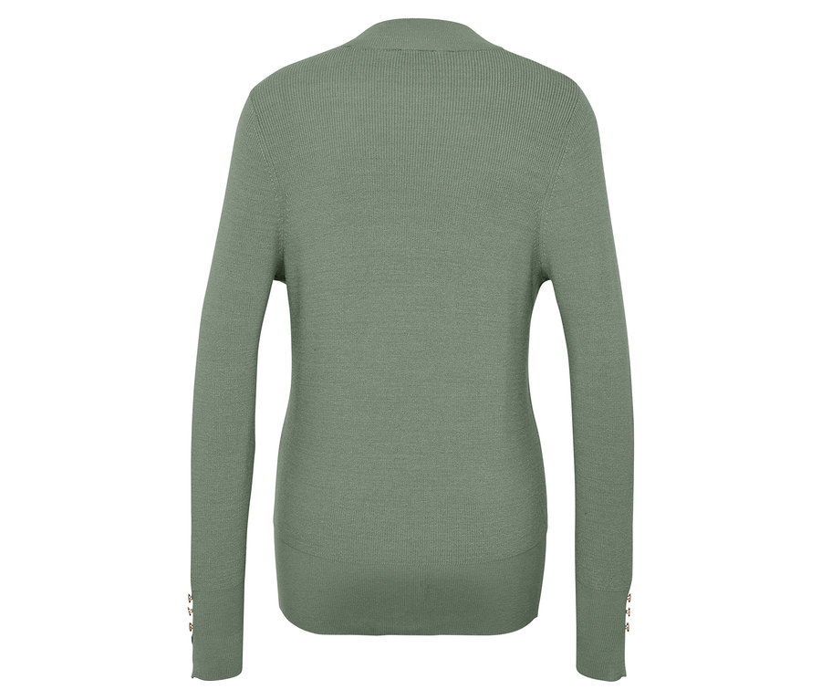 Rückansicht einer olivgrünen Strickjacke mit Knöpfen am Handgelenk, platziert auf einem weißen Hintergrund.