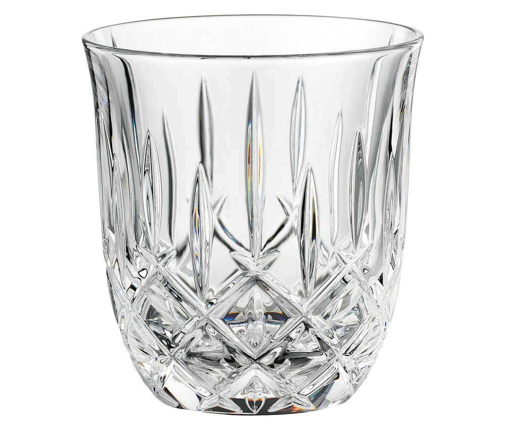 Einzelnes Nachtmann Cappuccinoglas »Noblesse« auf weißem Hintergrund.