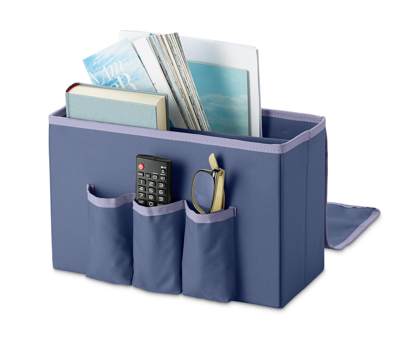 Blauer Bett-Ablagebox mit Büchern, Fernbedienung und Brille.