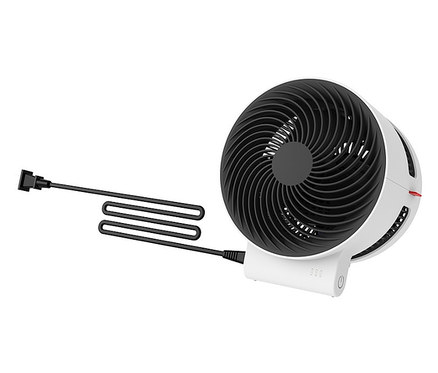 Boneco-Air-Shower-Tischventilator »F100« in Schwarz und Weiß steht vor einem weißen Hintergrund.