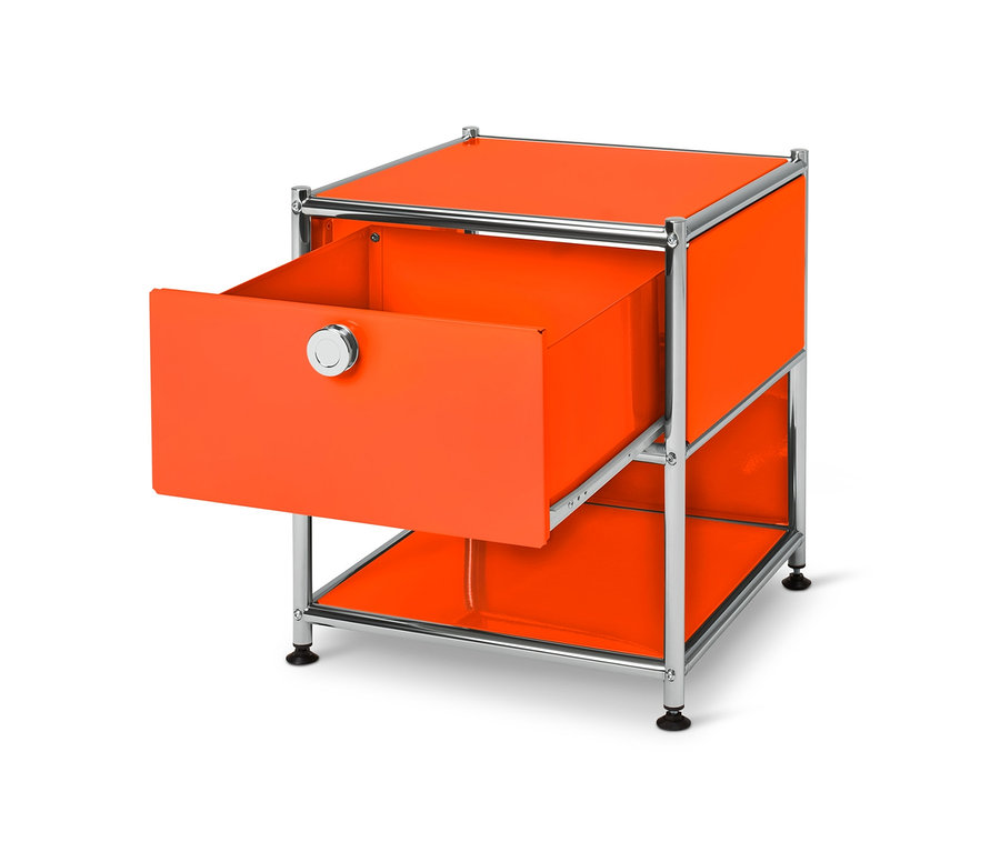 Oranger Beistelltisch mit Schublade Metall »CN3« mit offener Schublade.