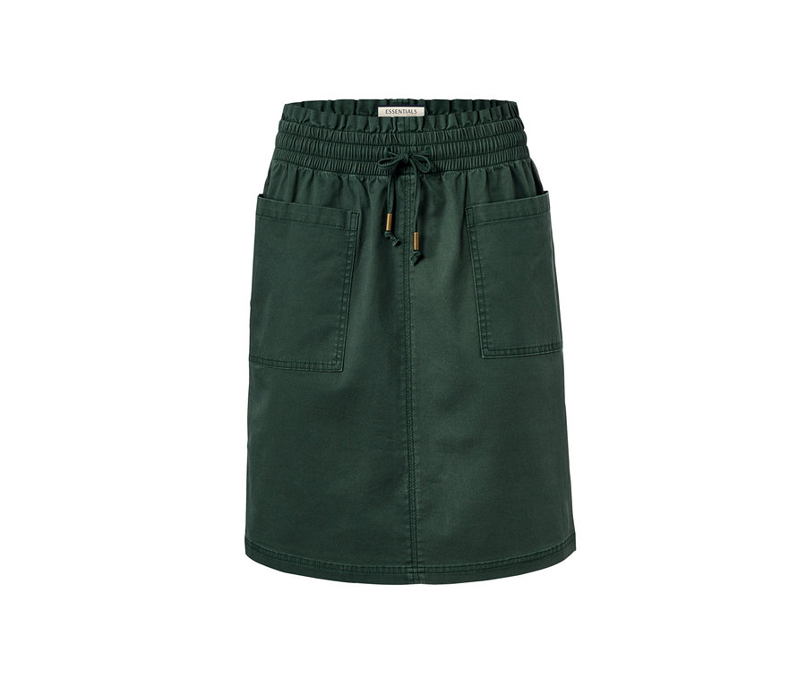 Ein kurzer, grüner Rock mit Taschen und Gummibund.