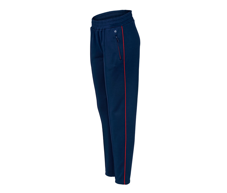 Blaue Sporthose mit rotem Streifen an der Seite.