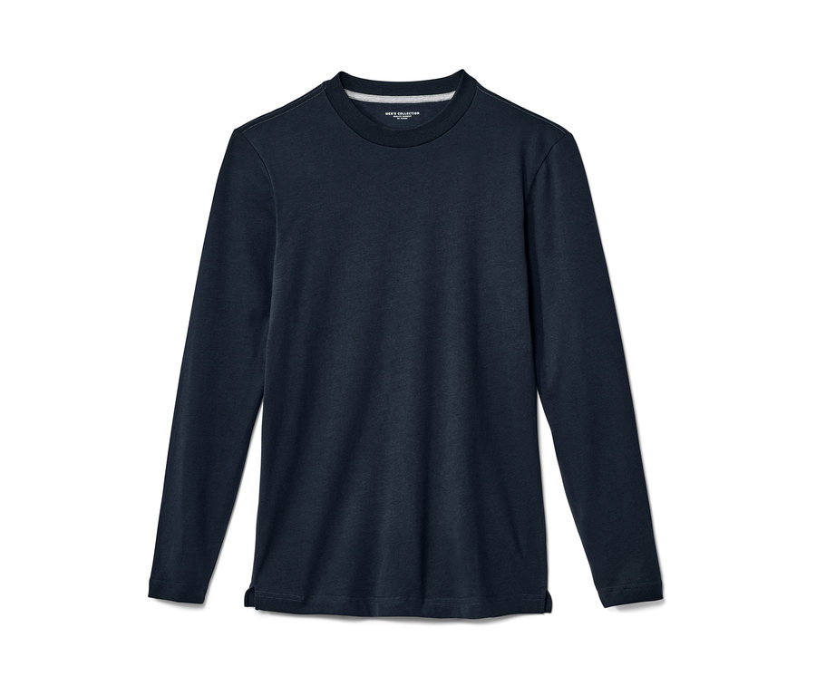 Marineblaues Langarm-Shirt.