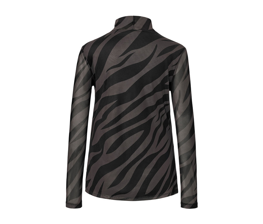 Detailansicht eines bedruckten Mesh-Rollkragenshirts.
