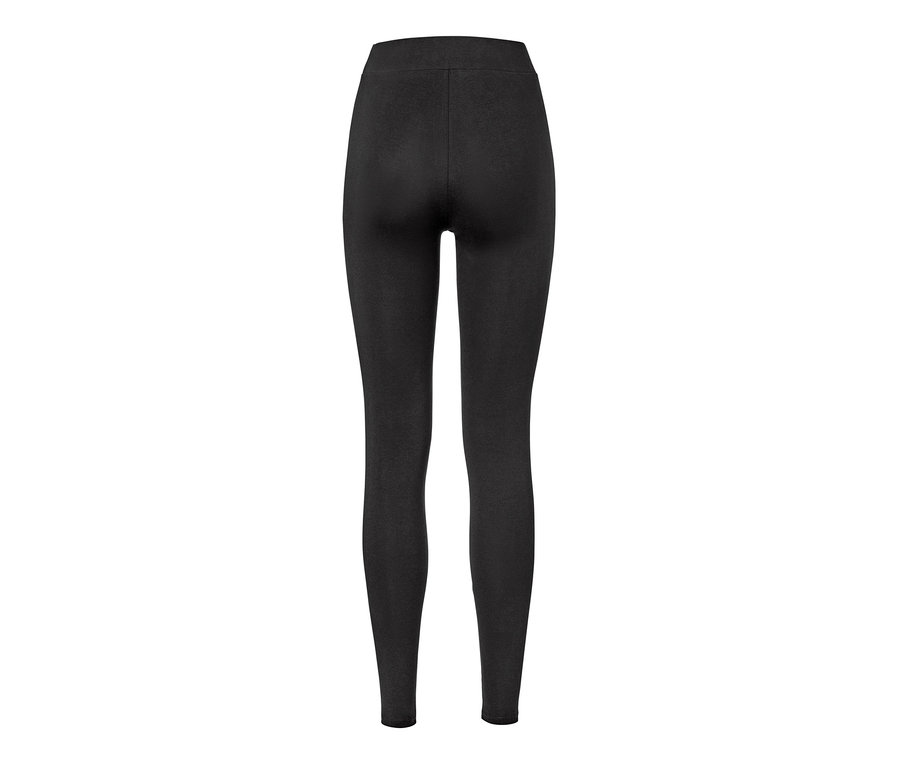 Schwarze Sporttight von hinten.