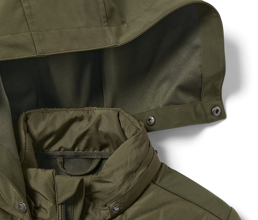 Detailansicht einer Kinder-Reitjacke.