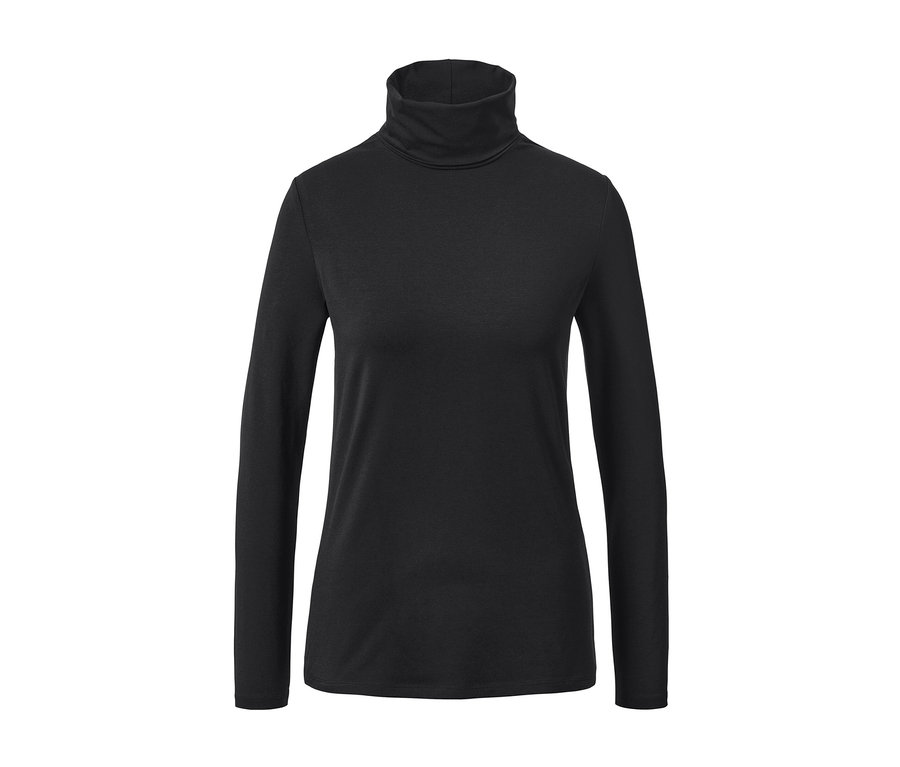 Schwarzes Rollkragenshirt.